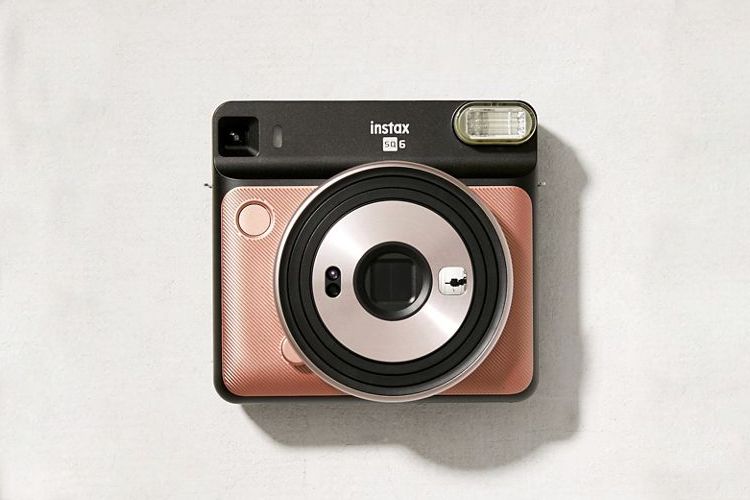 2019 Polaroid-inspired Gift Guide